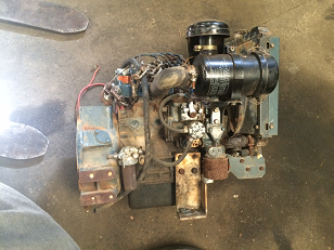 Salvage Tractor - Kubota D950 engine