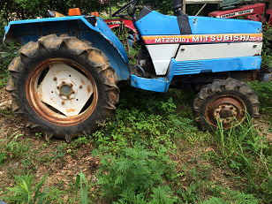 Salvage Tractor - Mitsubishi MT2201D