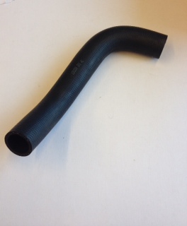 Upper radiator hose