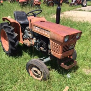 Salvage Tractor - Kubota L1500