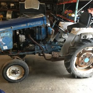 Salvage Tractor - Ford 1500