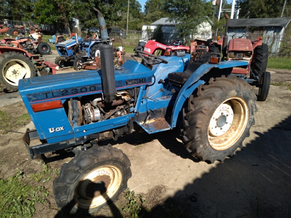 Salvage Tractor - Iseki TL2300F