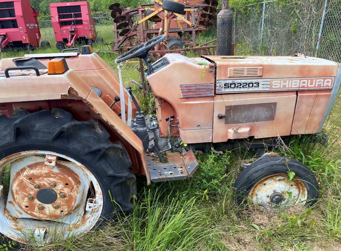 Salvage Tractor Shibaura SD2243